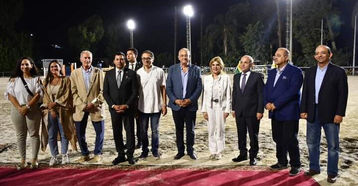 فور وصوله من إسبانيا…  وزير الشباب والرياضة يشهد افتتاح بطولة الجمهوية للفروسية بحضور رئيس الدولي لليد