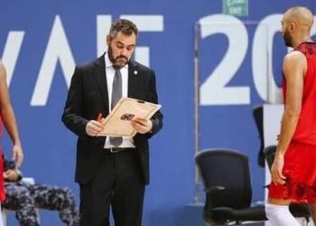 الكويت الكويتي ثأر من الأهلي وخطف منه البطولة العربية لكرة السلة