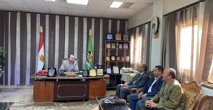 رئيس المركز يستقبل مدير الإدارة التعليمية ويتابع انتظام العملية التعليمية بمركز أبشواي