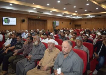 محافظ بورسعيد يستعرض مخطط