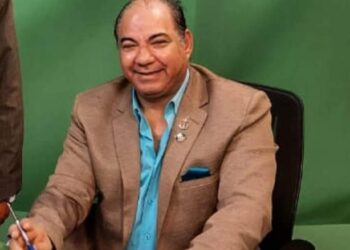 بالاحضان ،،،،،