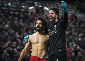 صلاح وأليسون بيكر مشهد تعودنا عليه في المواسم القريبة