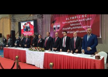 في أضخم إحتفالية من نوعها نادي الأوليمبي يحتفل بالمتفوقين علميا