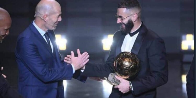 بنزيما وزيدان وكثير من الأمور المشتركه مع الكره الذهبيه