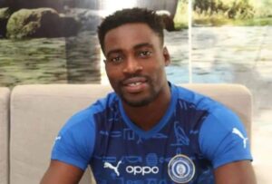 الاهلي السيئ يكسب أسوان الجيد