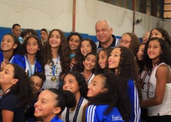 صواريخ فرج عامر تصيب مجاهد وعرفات