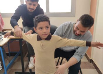 قافلة طبية لكلية العلاج الطبيعى جامعة هليوبوليس بقرى محافظة الشرقية