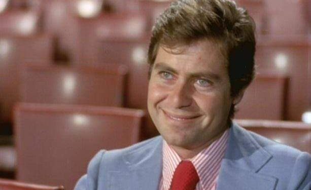 علي خلفية عدم دعوتها لمهرجان ألقاهره السينمائي عفاف مصطفي ليه ياحسين