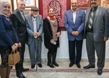 الأنفوشي يتزين