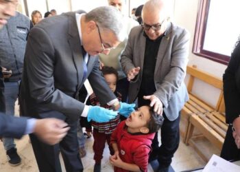 محافظ المنيا يشهد إطلاق