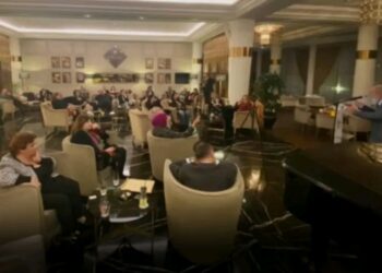 أمسية شعرية موسيقية في (كازينو لبنان ) تحت عنوان : رقعة أمل وسط الازمات وملتقى لجميع الاذواق