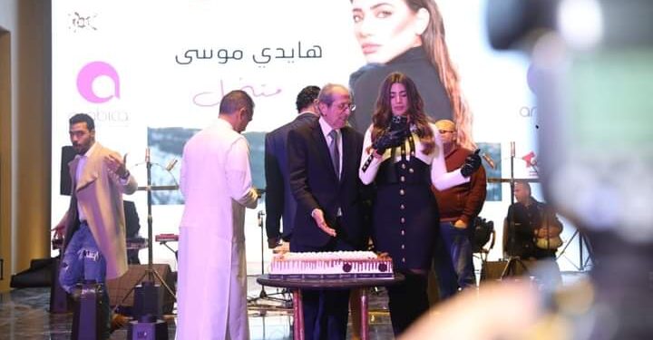 افتتاح عالمي ومبهر ل”ارابيكا” بحضور نجوم الفن وهايدي موسي تطلق أغنيتها باللبناني “متخيل”