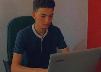 من المقهورين في الأرض