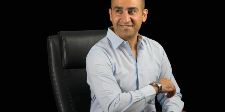 أ. د. محمد مطر أستاذ جراحة السمنة المفرطة بطب عين شمس-مطر كلينيك