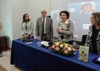 أسباب زيارة الكاتبة ستيفانيا أوتشى لكلية اللغات بجامعة بدر