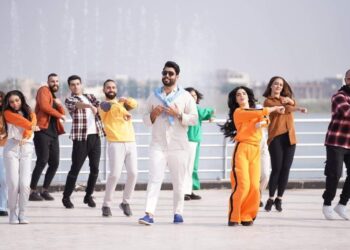 محمود التركي يعرض “الدنيا بصرة” في استقبال زوار “خليجي 25”