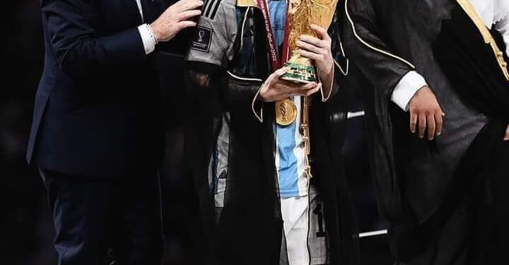 لبسنا ميسي العبايه