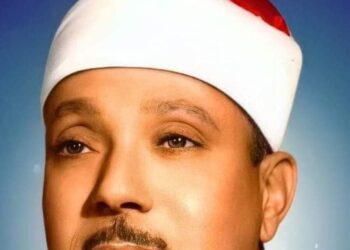 صوت مكة وصاحب الحنجرة الذهبية وأحد عباقرة دولة التلاوة ، الشيخ عبد الباسط عبد الصمد 