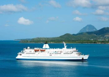 محافظ بورسعيد : استعدادات مكثفة لاستقبال سفينة LOGOS HOPE “