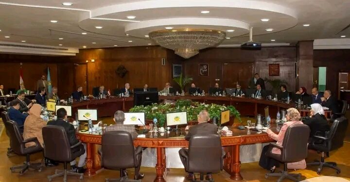 ترقية 19 عضوا بهيئة التدريس وتعيين 9 مدرسين بجامعة طنطا