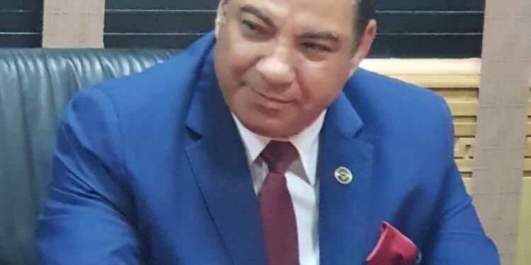 والدي …..   الباب الكبير … الذي ظاهره القسوة ولكن باطنه الرحمة 