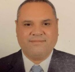 ضم رجل الأعمال