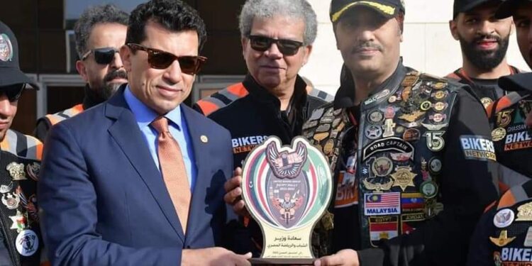 “صبحي” يستقبل فريق المتحدون للدراجات النارية السعودي بالعاصمة الإدارية الجديدة