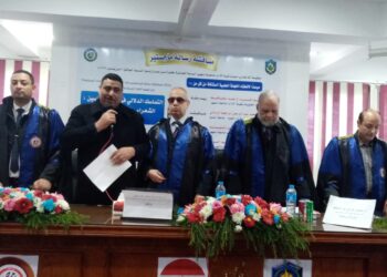 التماسك الدلالي في سور الطواسين: الشعراء النمل القصص دراسة نصية رسالة ماجستير بآداب دمنهور.