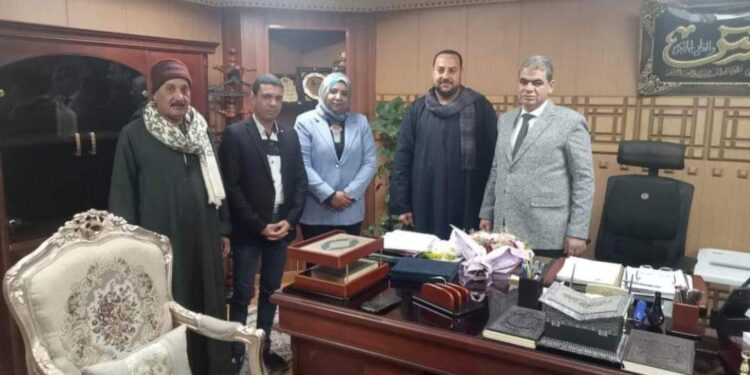 إحتفال بعيد الشرطه مجلس الشباب المصري بمكتب مدير أمن قنا