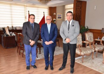 محافظ بورسعيد: يستقبل العضو المنتدب لمجموعة عثمان أحمد عثمان  للصناعات وتكنولوجيا المعلومات