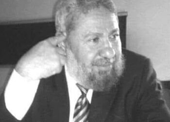 مصر رائد العرب في السلم والحرب