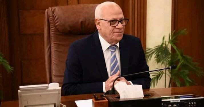 محافظ بورسعيد يصدق على صرف بدل المنطقة الحرة للعاملين بالجهات و المؤسسات الحكومية بإجمالي أكثر من ستة ملايين جنيها بدءا من غدا الأثنين