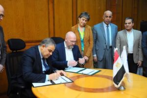 بالصور .. توقيع إتفاقية تعاون