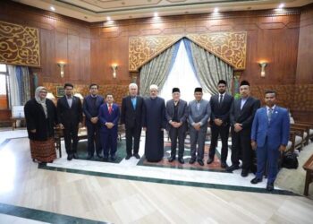 شيخ الأزهر يستقبل ولي عهد ولاية كلانتان الماليزية لبحث سبل تعزيز التعاون العلمي والدعوي