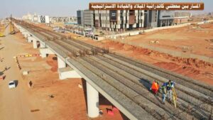 وزير النقل يتابع معدلات تنفيذ المرحلة الثالثة من مشروع القطار الكهربائي الخفيف  