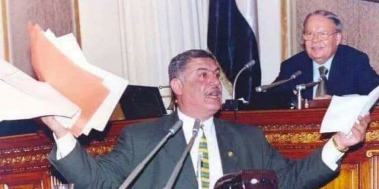 كلمة للصائدين في الماء العكر