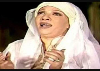 وفاة أم البطل