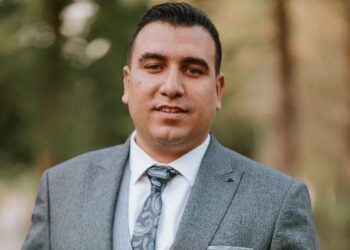 محمود عبد المحسن: السياحة هي الدخل الأهم لمصر