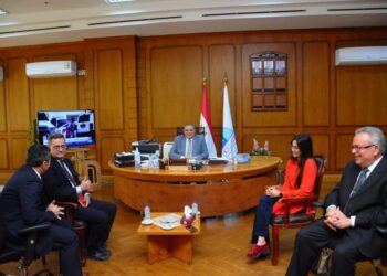 رئيس جامعة كفر الشيخ يستقبل المستشار الثقافي الإسباني