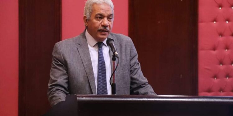 نائب رئيس جامعة الأزهر يطالب باستثمار وسائل التواصل الحديثة فيما ينفع الإنسان