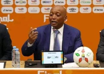 رئيس الإتحاد الإفريقي كاف نتمني أن يركز الأهلي في الملعب بعيدا عن الشكاوي