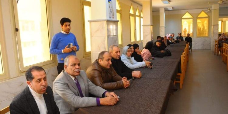 المدن الجامعية بجامعة كفر الشيخ تُكرم عددًا من الأمهات في احتفالية عيد الأم