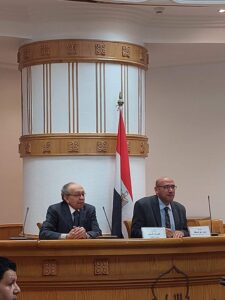 تكريم الفائزين في مسابقة لجنة المسرح .. بالأعلى للثقافة