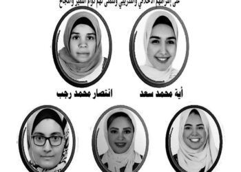 تهنئة المتفوقين واجب علينا