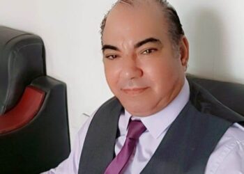 في زمن رخص فيه الكلام .