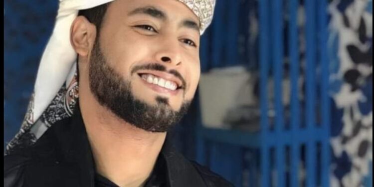 المنشد “احمد حسن” صاحب تريند جائنا رمضان منشد بساحة الطيب بالاقصر