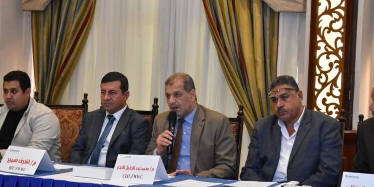 مياه الفيوم : اجتماع بدء انطلاق مشروعى تنفيذ شبكات و محطات رفع التجمع القروى ابشواى والعدوة – اللاهون