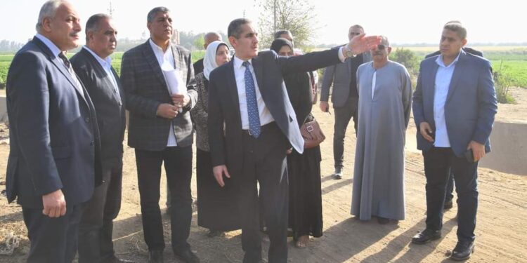جولة صباحية لمحافظ الغربية لتفقد أعمال التطوير بقطور
