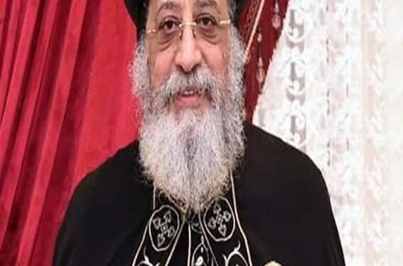 محافظ الغربية يهنئ البابا تواضروس