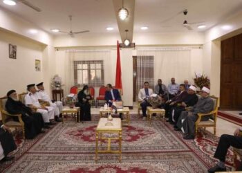 نائب محافظ المنيا يزور عددا من كنائس المحافظة لتقديم التهنئة